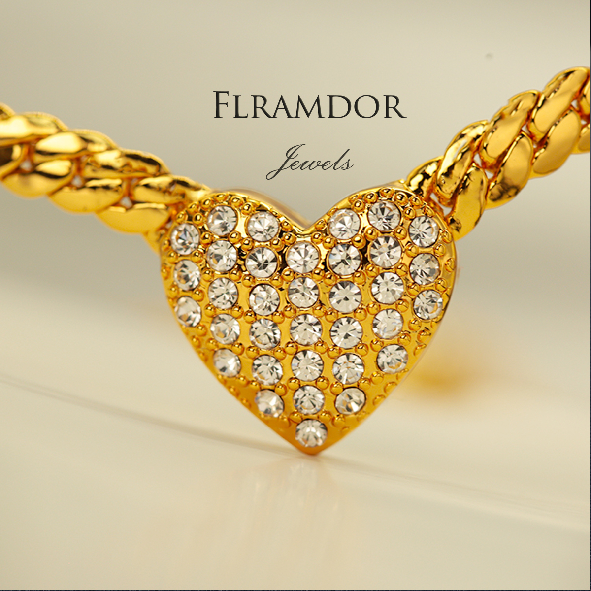 Heart-shaped snake bone chain thumbnail 3