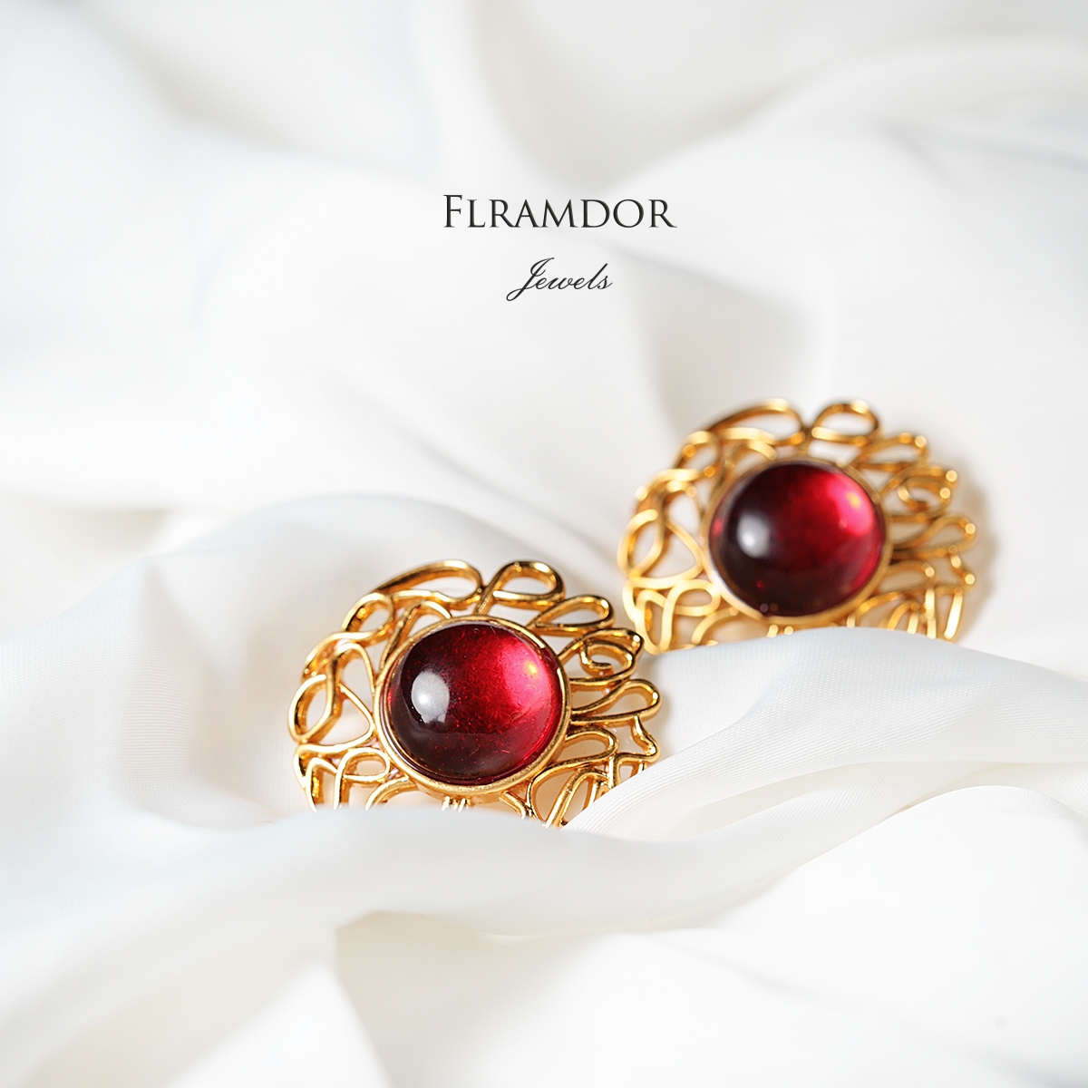 Red glass earrings thumbnail 3