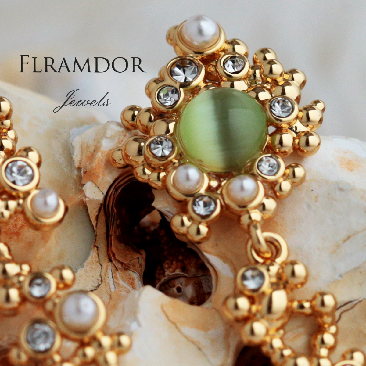 Baroque Moonstone Retro Earrings thumbnail 4