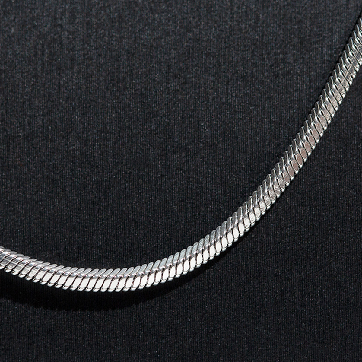 Orchid Poise thumbnail 5