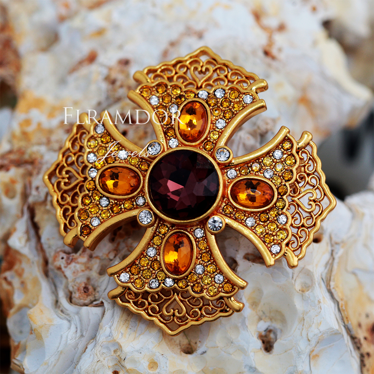 Vintage cross brooch thumbnail 5