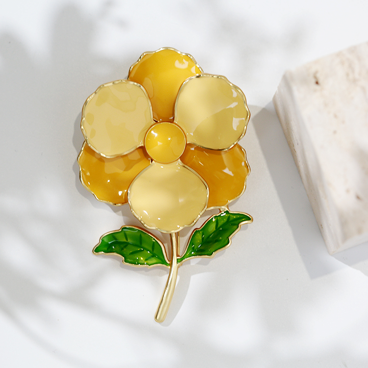 Autumn Sunshine - Brooch thumbnail 3