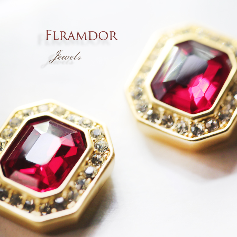 Medieval square earrings thumbnail 6