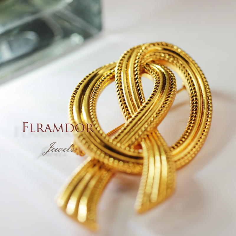 Ribbon Brooch thumbnail 4